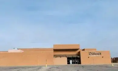 Dillard's Clearance Center in Wichita, KS