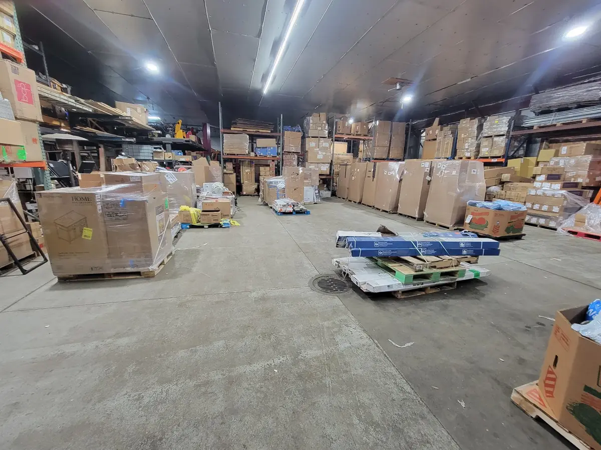 Elm Street Wholesale in Fowlerville, MI