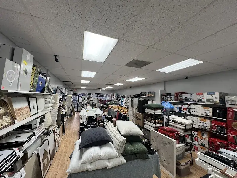 Family Liquidation Outlet in North Olmsted, OH