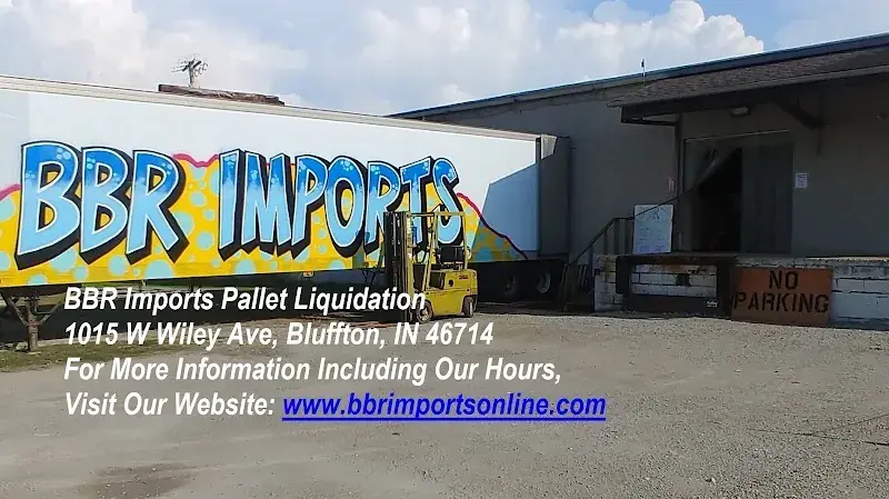 Rushville Wholesale Liquidators in Rushville, IN