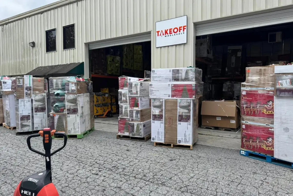 Takeoff Wholesale in Tyrone, GA