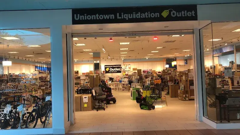 Uniontown liquidation outlet in Uniontown, PA